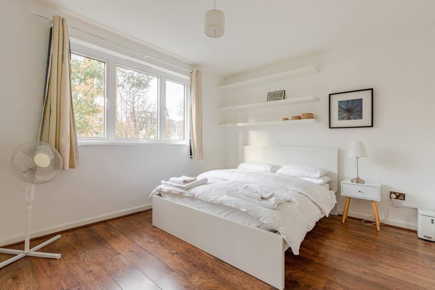 Charming 2-Bed Garden Flat Appartement Londen Buitenkant foto