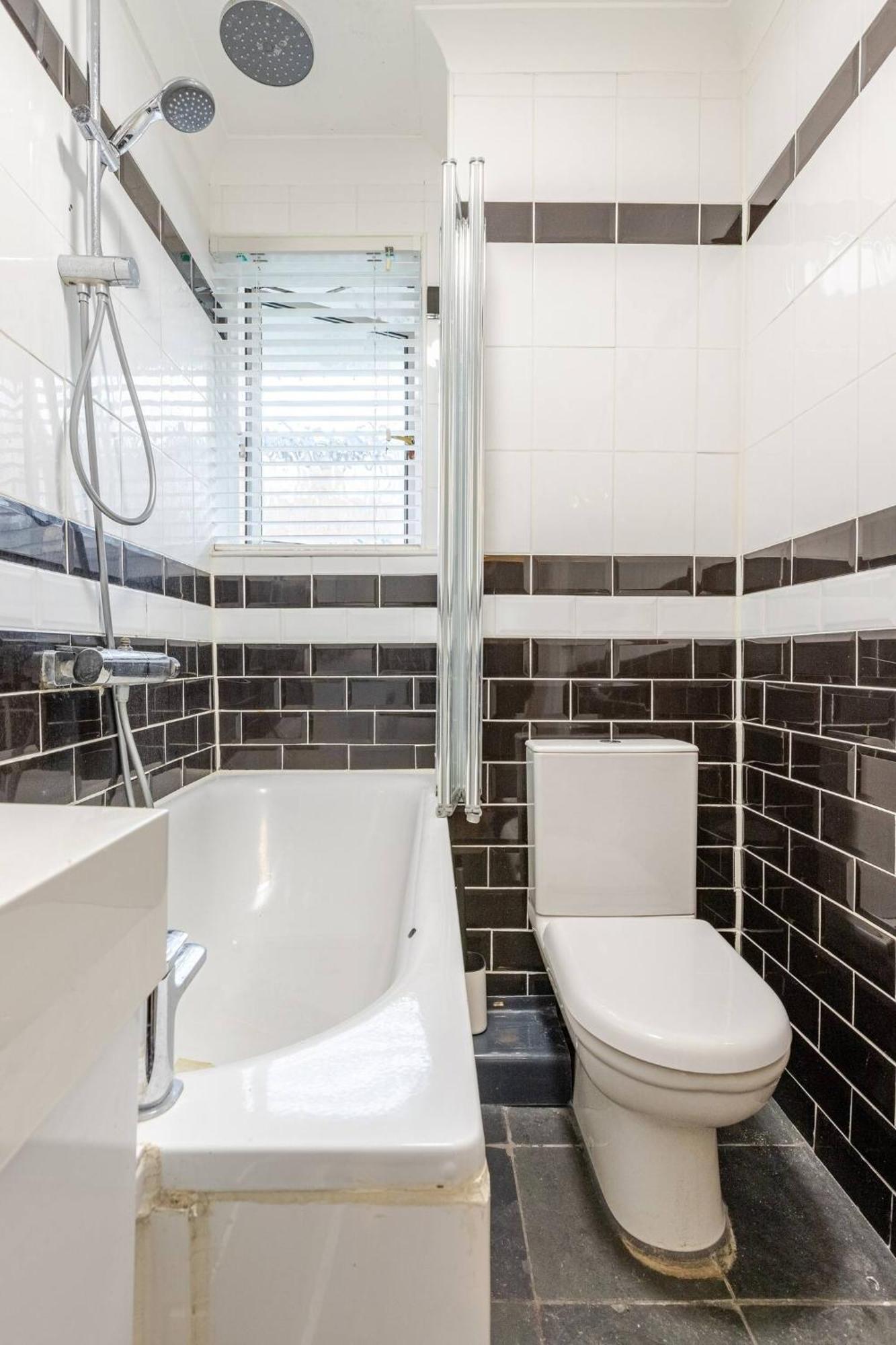 Charming 2-Bed Garden Flat Appartement Londen Buitenkant foto